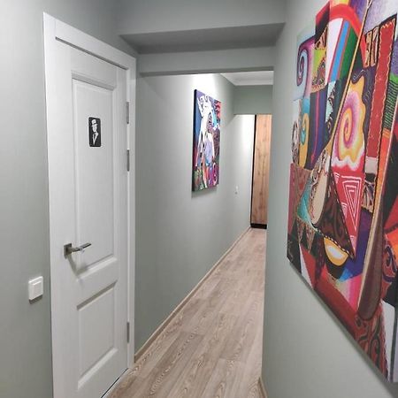 Hostel Nomad Алматы Экстерьер фото