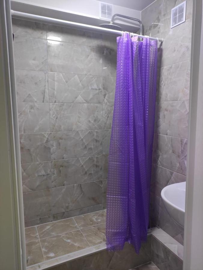 Hostel Nomad Алматы Экстерьер фото