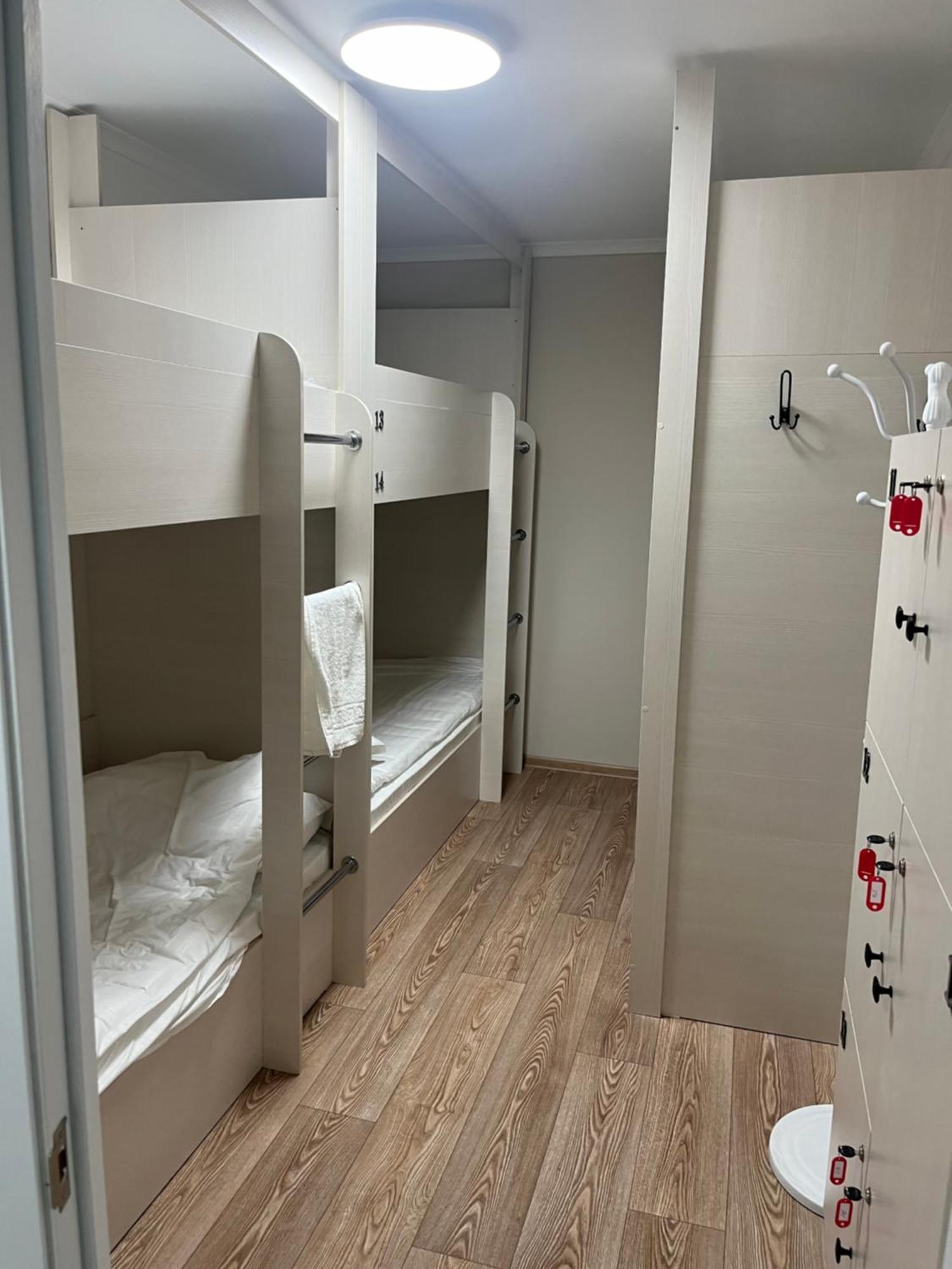 Hostel Nomad Алматы Экстерьер фото