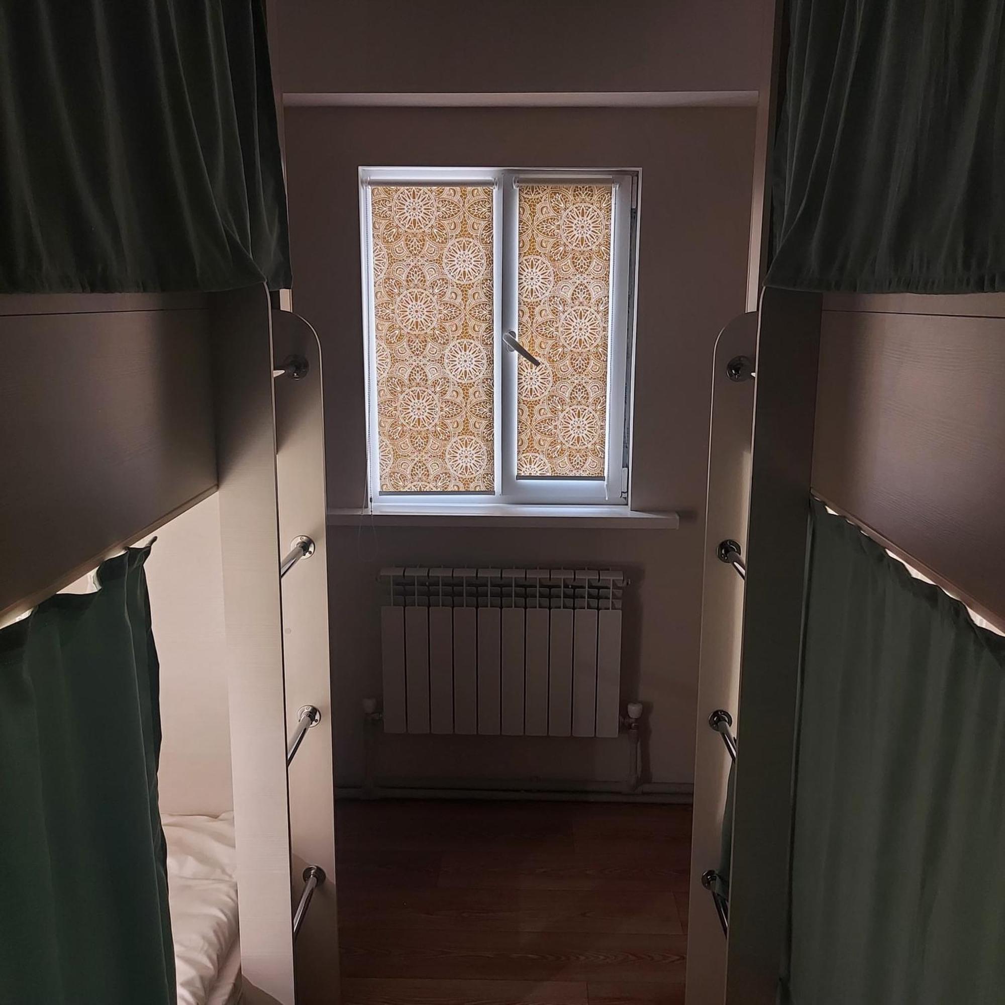 Hostel Nomad Алматы Экстерьер фото