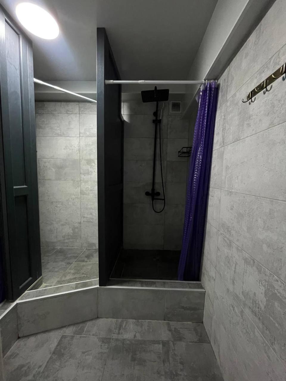 Hostel Nomad Алматы Экстерьер фото